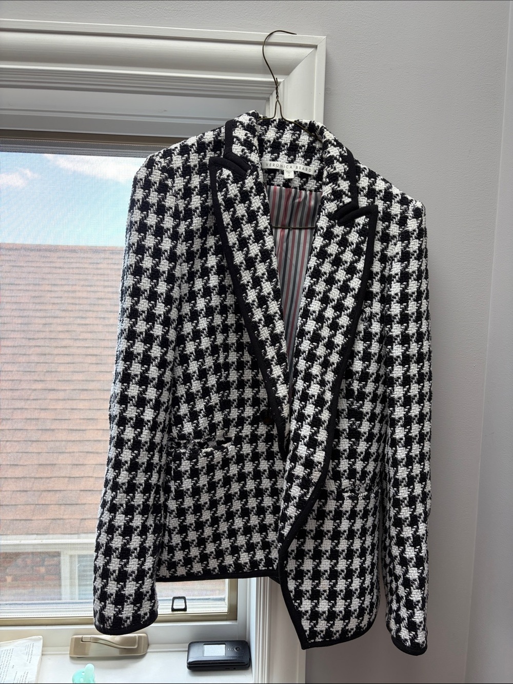 Veronica beard Black & White Houndstooth Blazer